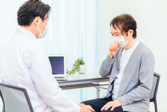 高齢者の肺炎と初期症状に注意！重症化を防ぐためのポイント